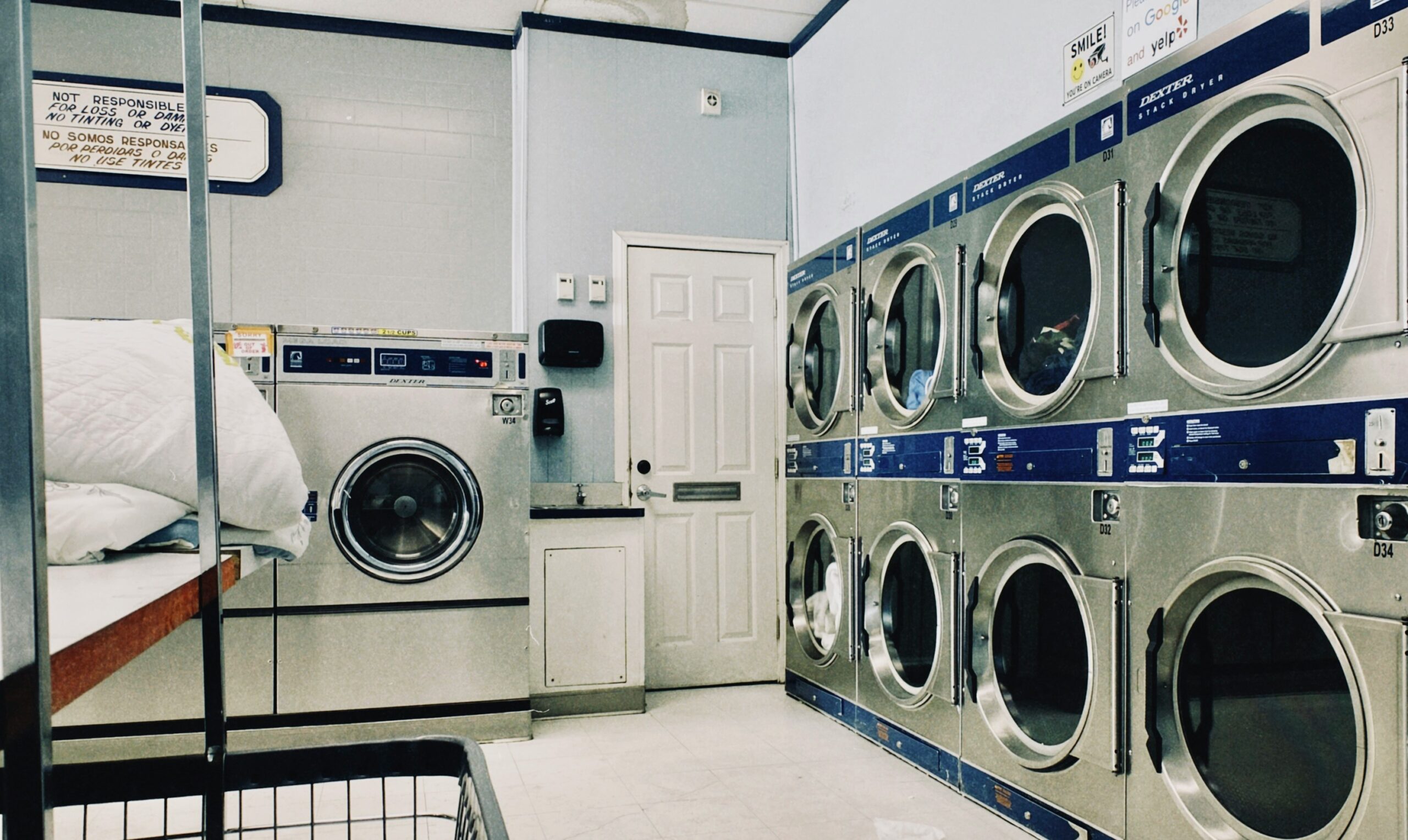Coin laundry